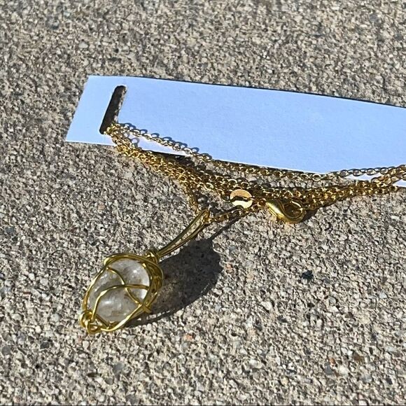 🕊 GENUINE CLEAR QUARTZ GEMSTONE PENDANT NECKLACE 🤍🐇 - Picture 3 of 4